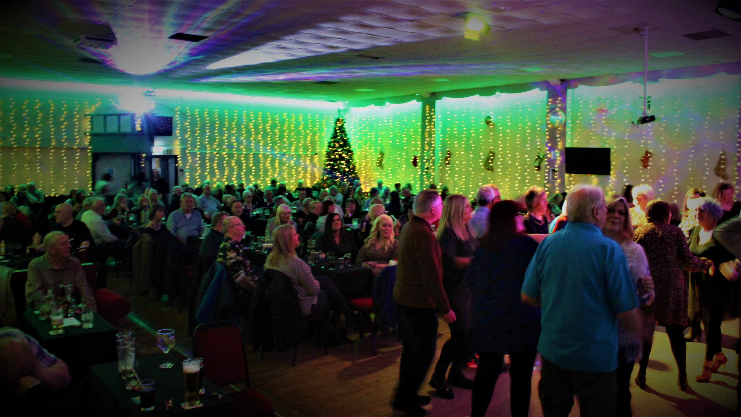 CRS_pint_glass_front_a3_condensation-removebg-preview